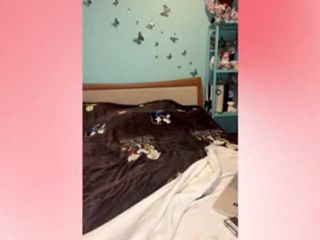 gymnastbaby1 live cam on BongaCams