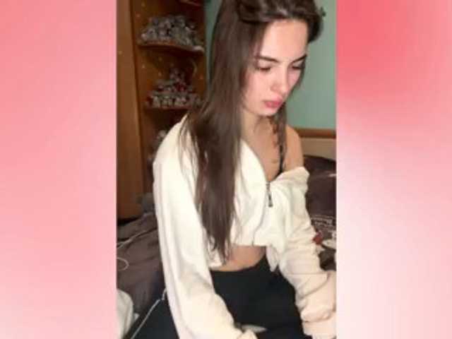 gymnastbaby1 live cam on BongaCams