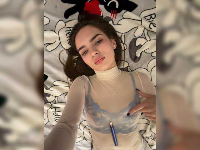gymnastbaby1 live cam on BongaCams