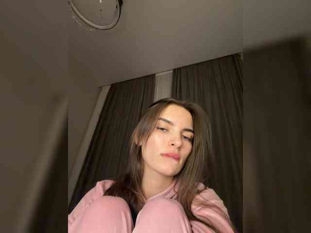 gymnastbaby1 live female cam on bongacams
