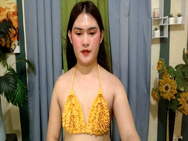 ASIANhotKHRIXZY live cam preview