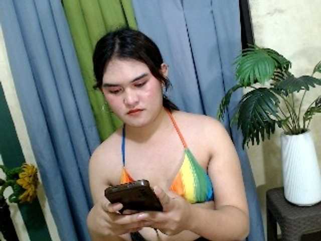 ASIANhotKHRIXZY live cam preview