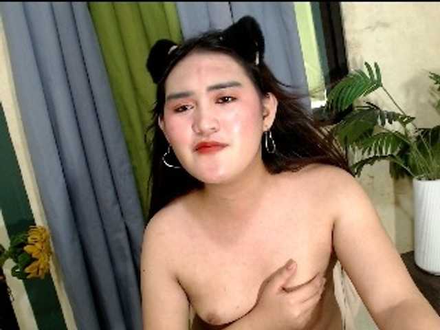 ASIANhotKHRIXZY live cam preview