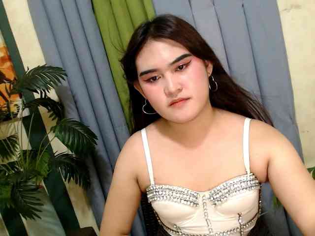 ASIANhotKHRIXZY