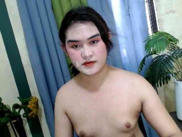 ASIANhotKHRIXZY Live Webcam on BongaCams