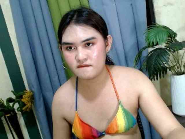 ASIANhotKHRIXZY