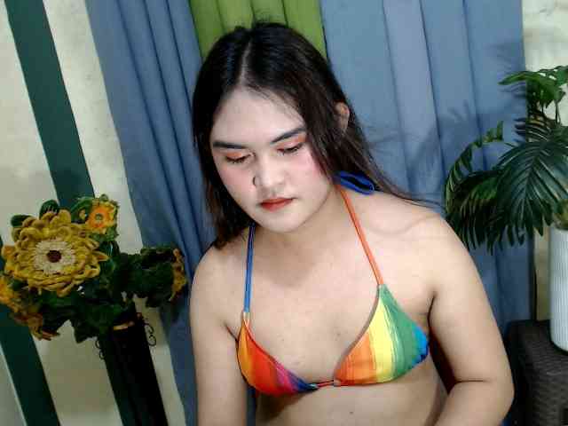 ASIANhotKHRIXZY