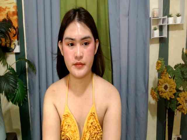 ASIANhotKHRIXZY Live Webcam on BongaCams