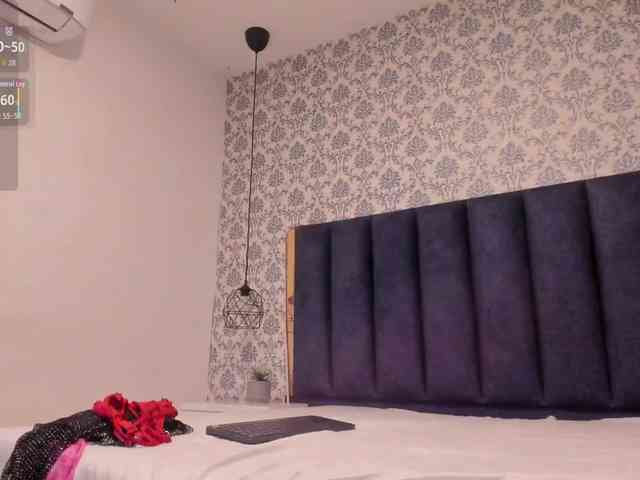 EmilyyWillis webcam
