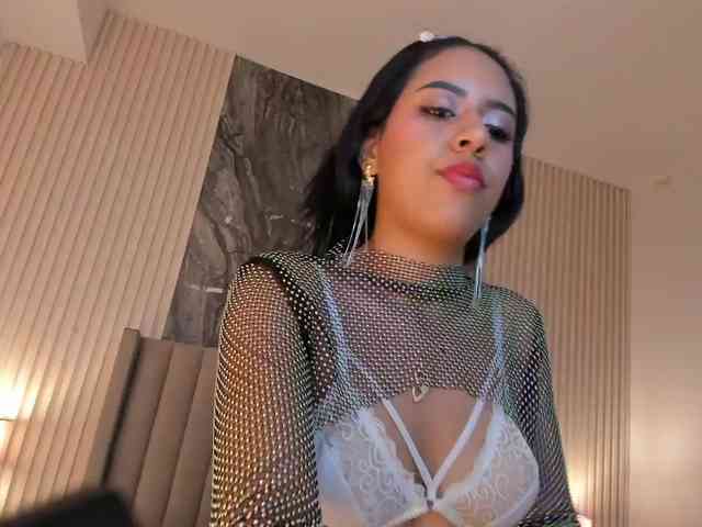 EmilyyWillis webcam