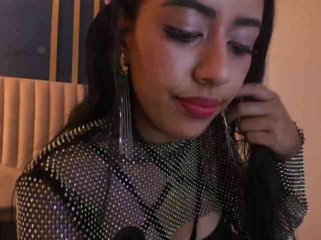 EmilyyWillis webcam