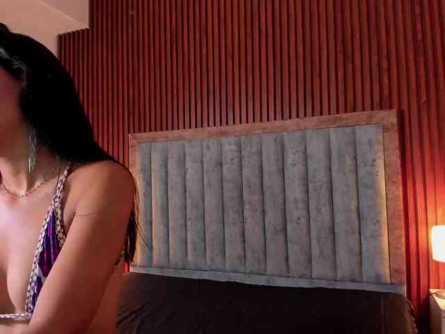 EmilyyWillis webcam