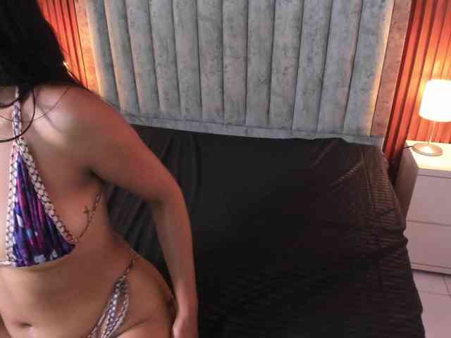 EmilyyWillis webcam