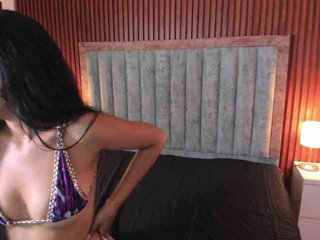 EmilyyWillis webcam
