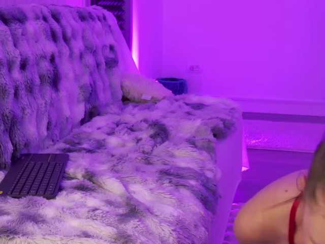 LarissaKennedy live cam on BongaCams