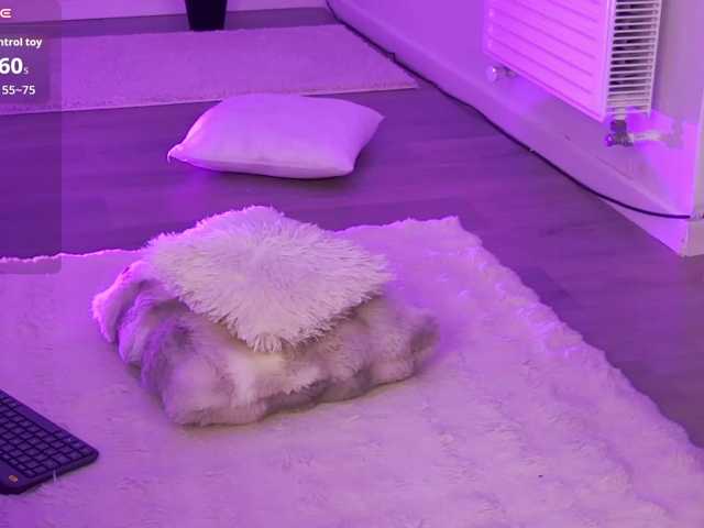 LarissaKennedy live cam preview