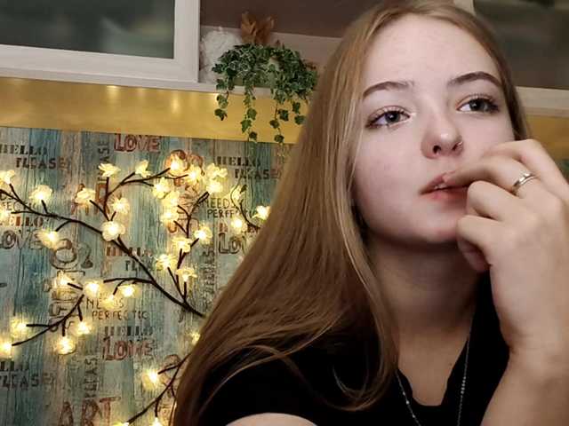 SofiaGrams live cam on BongaCams