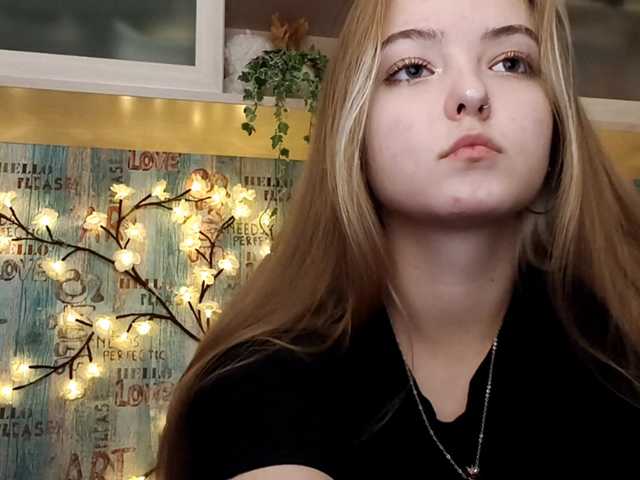 SofiaGrams live cam on BongaCams
