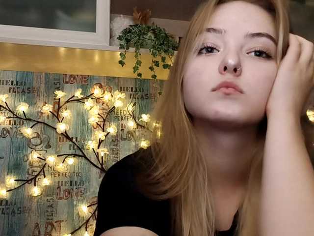 SofiaGrams live cam on BongaCams