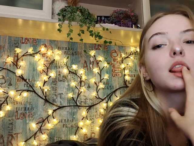 SofiaGrams live cam on BongaCams