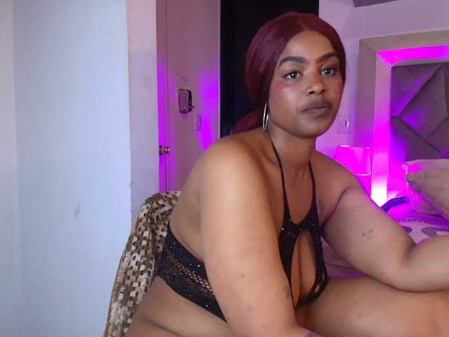 GabbyBonnye live cam on BongaCams