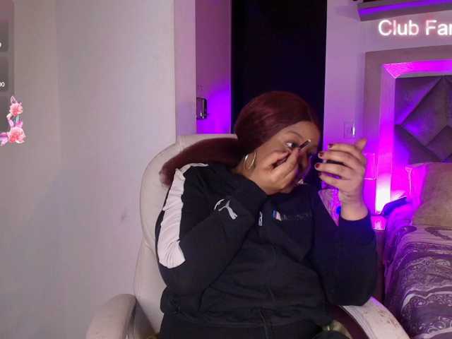 GabbyBonnye live cam on BongaCams