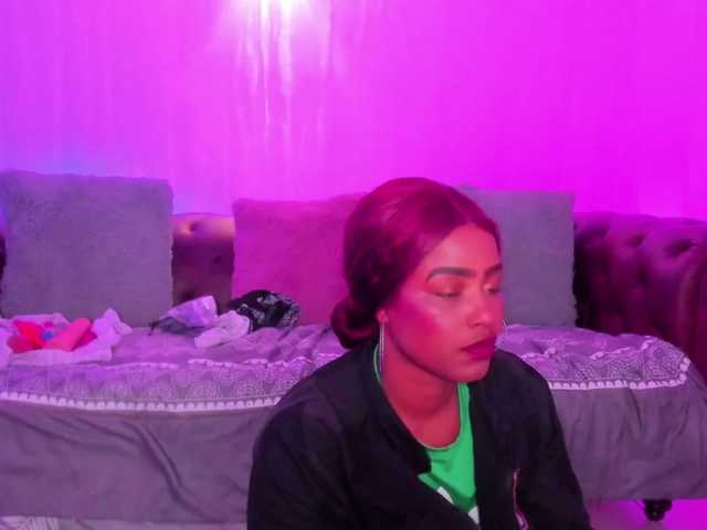GabbyBonnye live cam on BongaCams