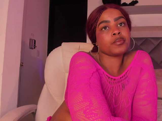 GabbyBonnye live cam on BongaCams