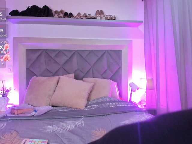 GabbyBonnye live cam on BongaCams