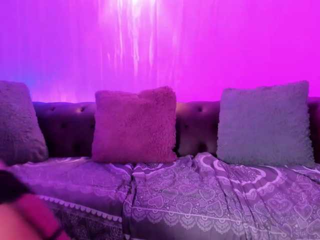 GabbyBonnye live cam on BongaCams