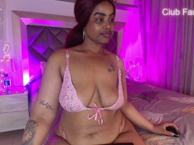 GabbyBonnye live cam on BongaCams