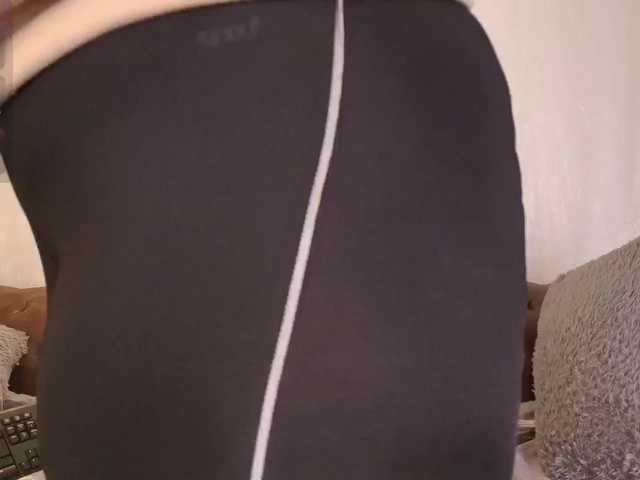 GabbyBonnye live cam on BongaCams