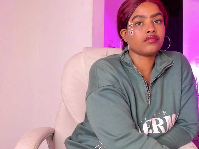 GabbyBonnye live cam on BongaCams