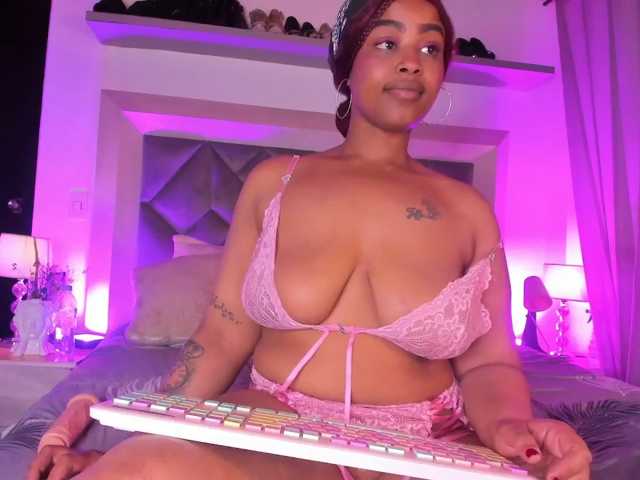 GabbyBonnye webcam bongacams model stream image