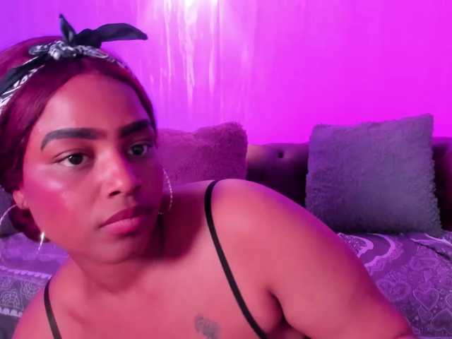 GabbyBonnye live cam on BongaCams