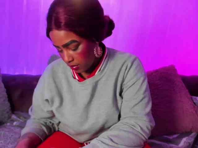 GabbyBonnye webcam