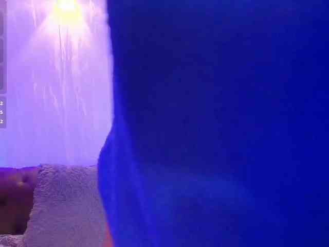 GabbyBonnye webcam