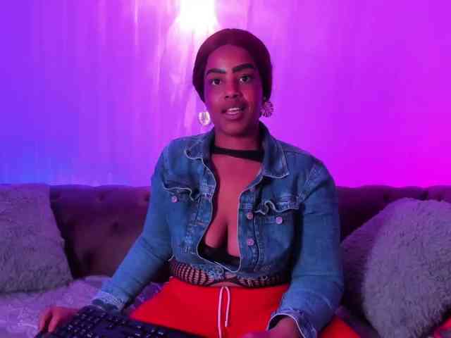 GabbyBonnye webcam
