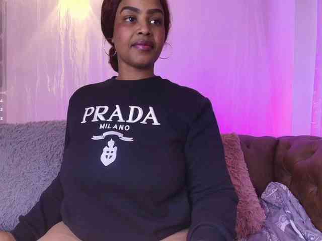 GabbyBonnye webcam