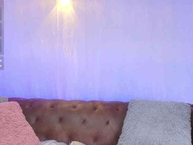GabbyBonnye webcam