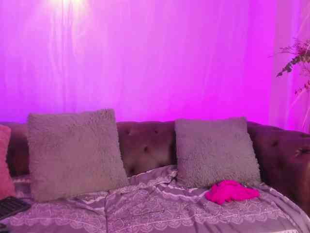 GabbyBonnye webcam