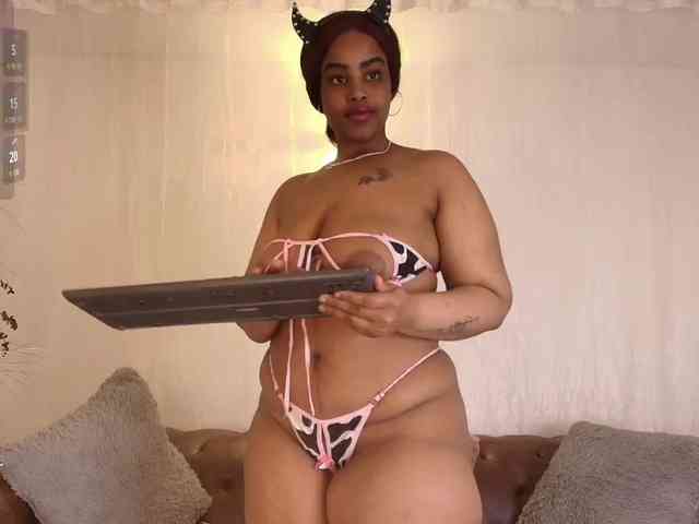 GabbyBonnye webcam