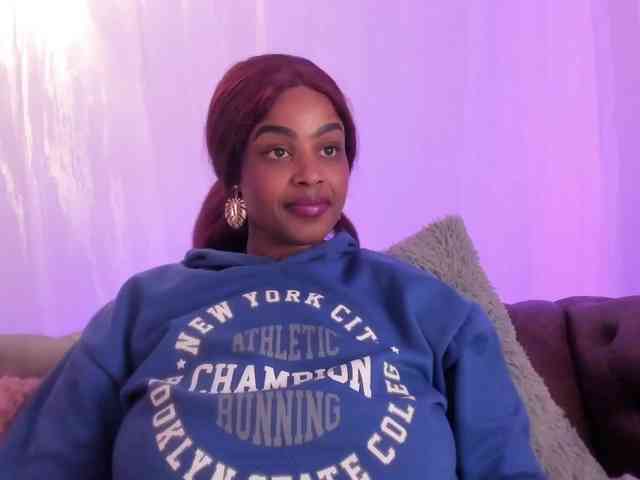 GabbyBonnye webcam