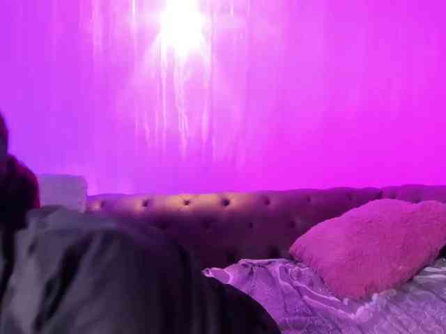 GabbyBonnye webcam