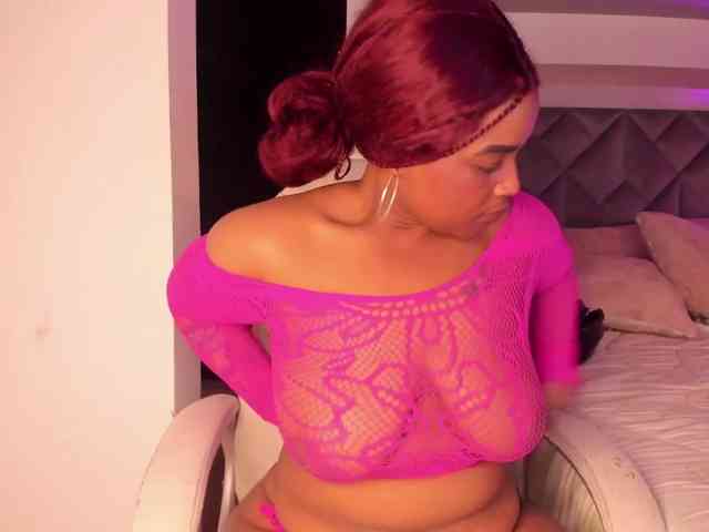 GabbyBonnye webcam