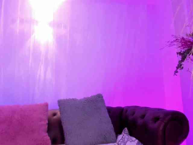 GabbyBonnye webcam