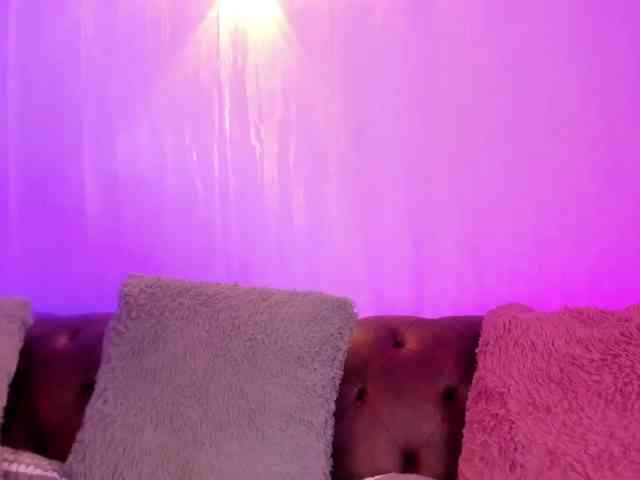 GabbyBonnye webcam