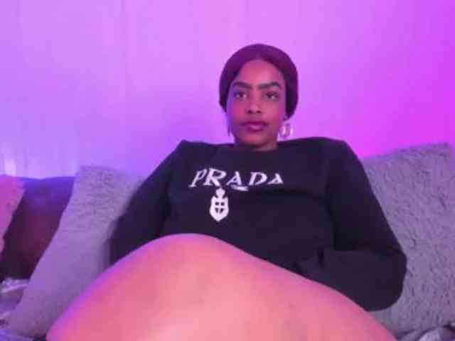 GabbyBonnye webcam