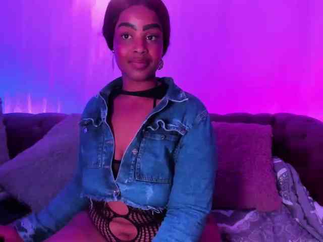 GabbyBonnye webcam