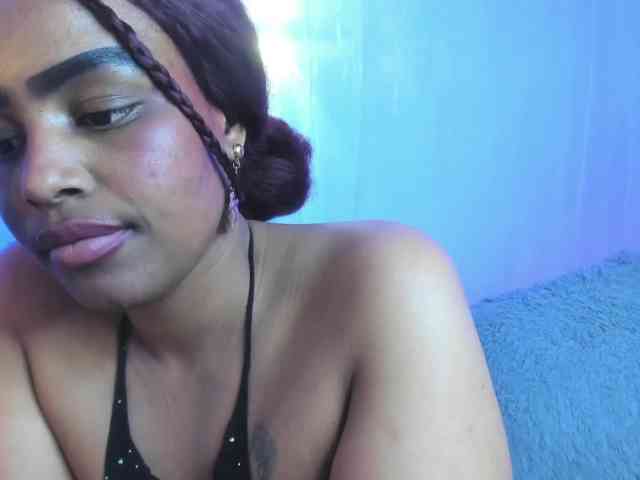 GabbyBonnye webcam